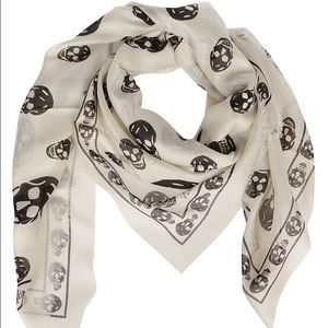 Alexander McQueen silk skull scarf ivory